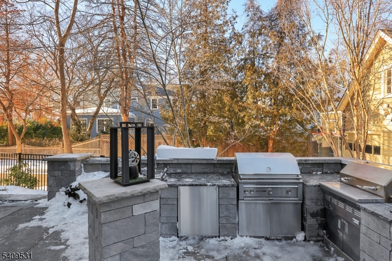 28 Hampton Road Cranford, NJ 07016 - Photo 36 of 39