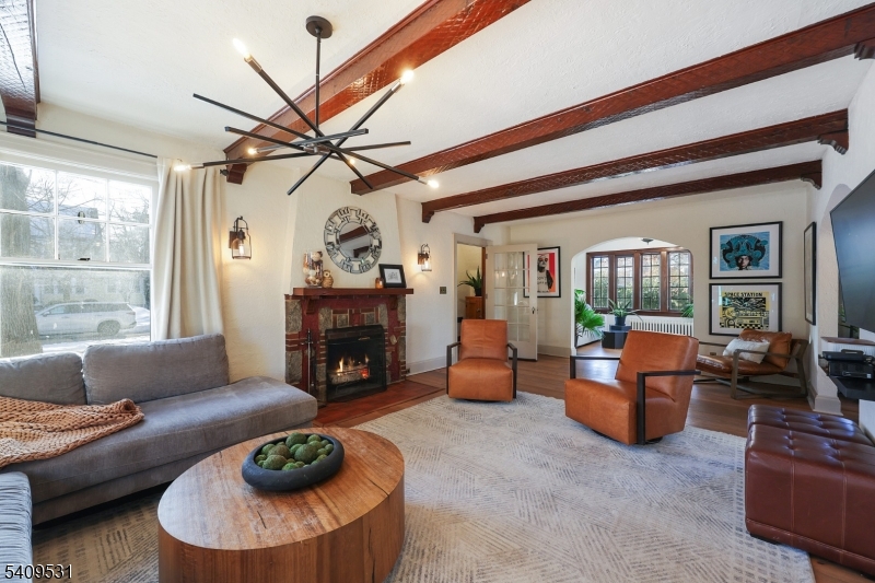 28 Hampton Road Cranford, NJ 07016 - Photo 8 of 39