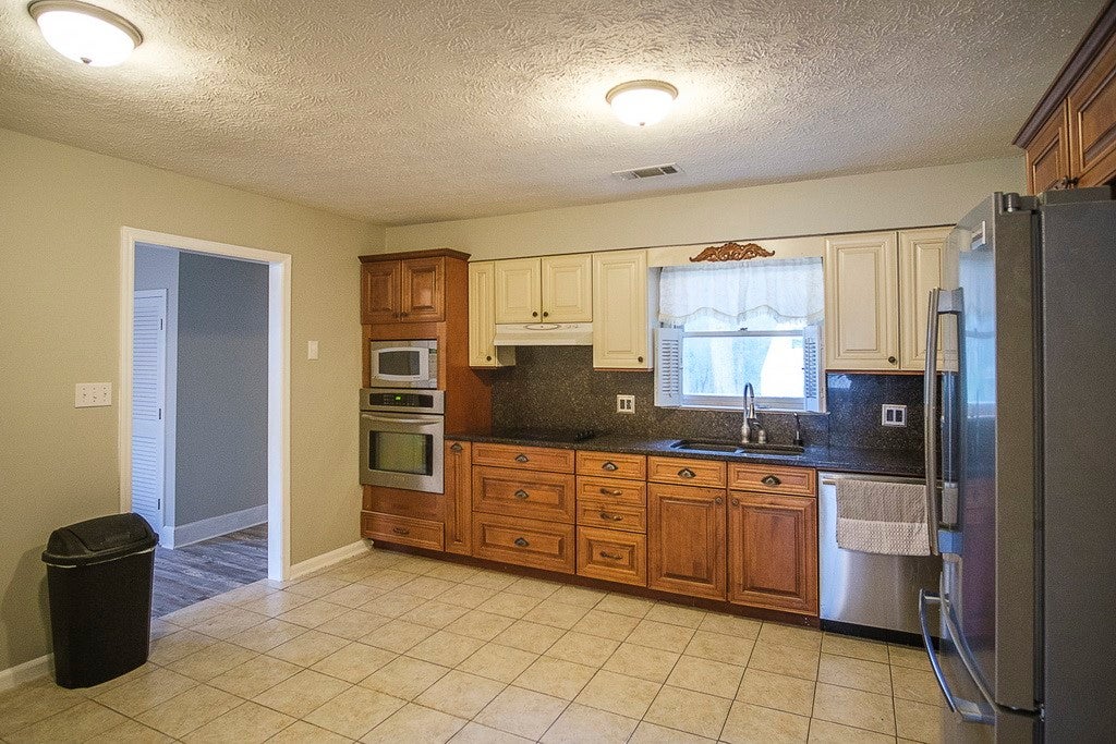 1309 India Road Opelika, AL 36801 - Photo 8 of 43 Gallery Image 8