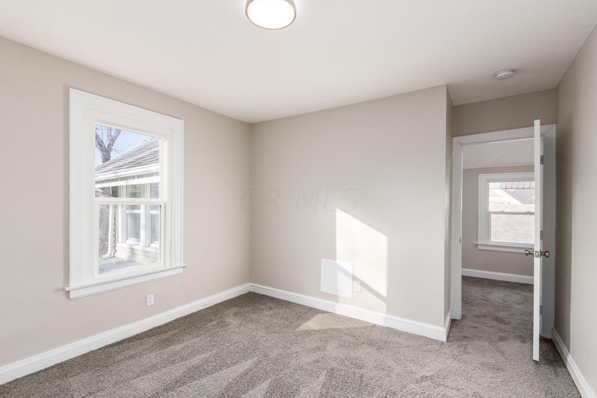 817 Berkeley Road Columbus, OH 43205 - Photo 32 of 47 032_a39314c1_E Berkeley-018_1