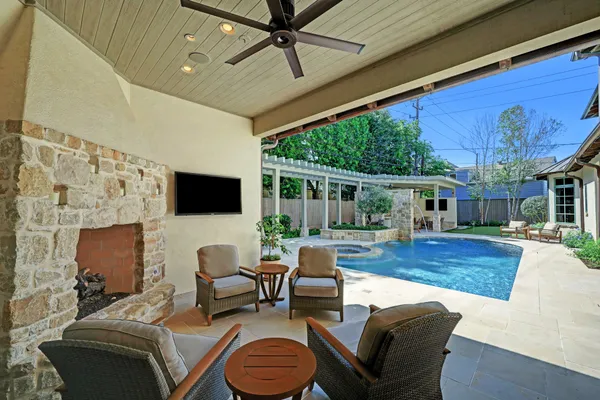 $34,000 | 5610 Lynbrook Drive, Houston, TX 77056