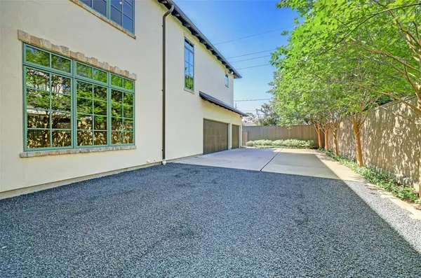 $34,000 | 5610 Lynbrook Drive, Houston, TX 77056