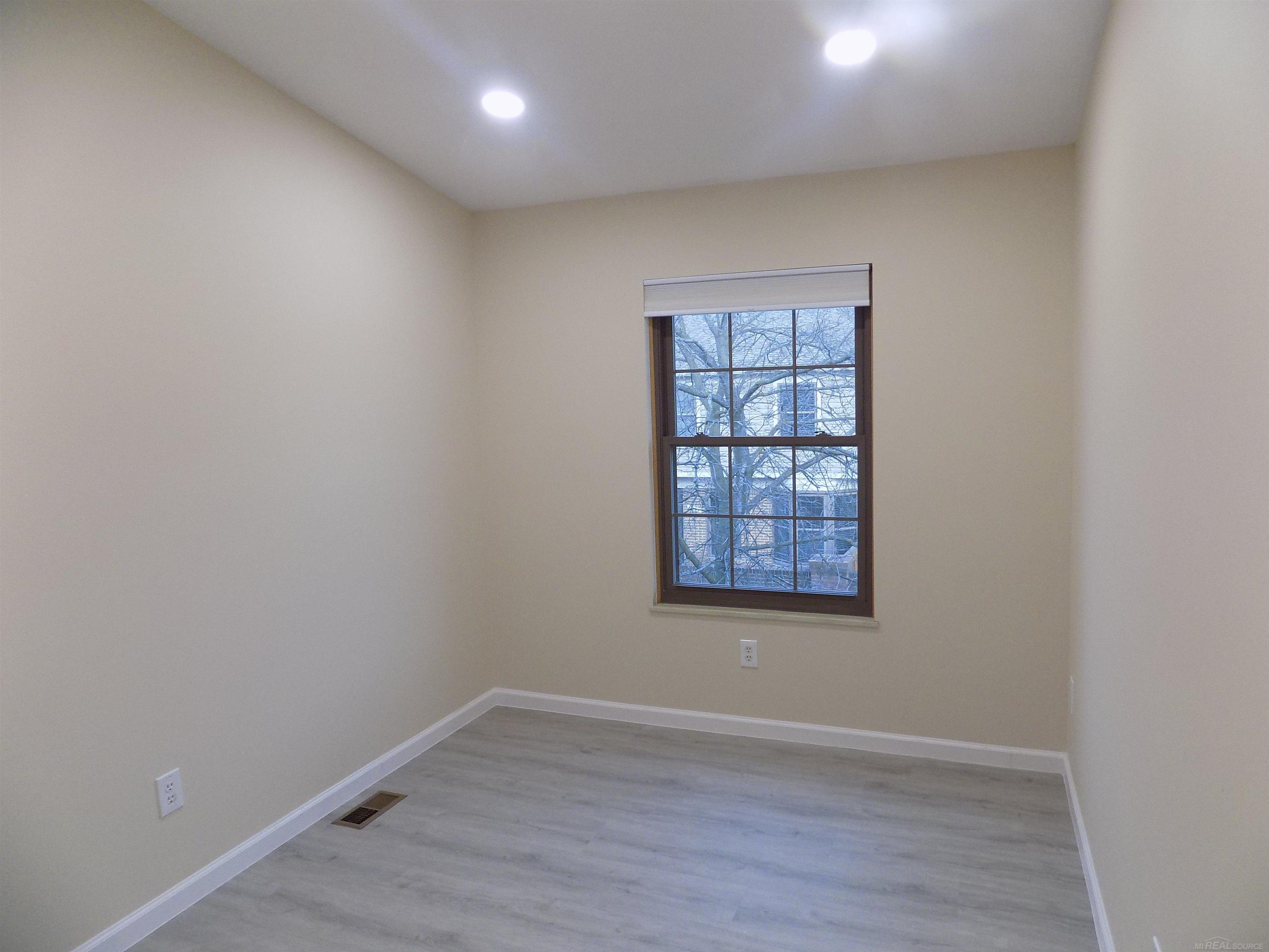 40043 Crosswinds Road Novi, MI 48375 - Photo 8 of 13