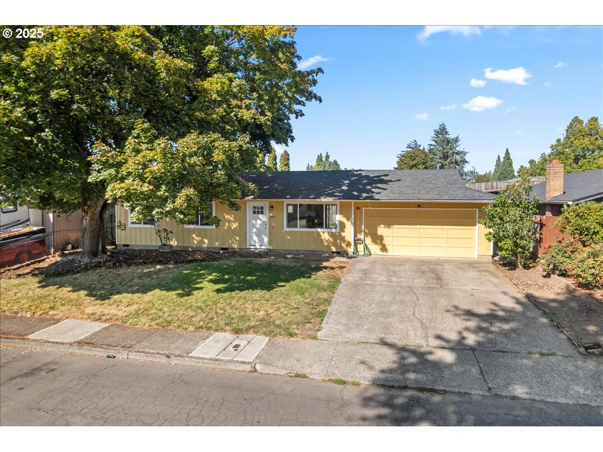 4655 Crown Court Northeast Salem, OR 97301 - Photo 2 of 33