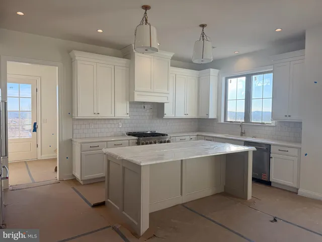 $1,461,145 | 105 Lexington Manor, Glenmoore, PA 19343