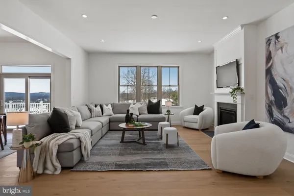 $1,399,990 | 105 Lexington Manor, Glenmoore, PA 19343