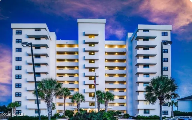 $1,174,900 | 1704 North Lumina Avenue, Unit 8D, Wrightsville Beach, NC 28480