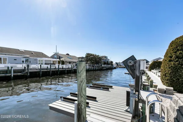 $2,599,000 | 327 Tide Pond Road, Mantoloking, NJ 08738