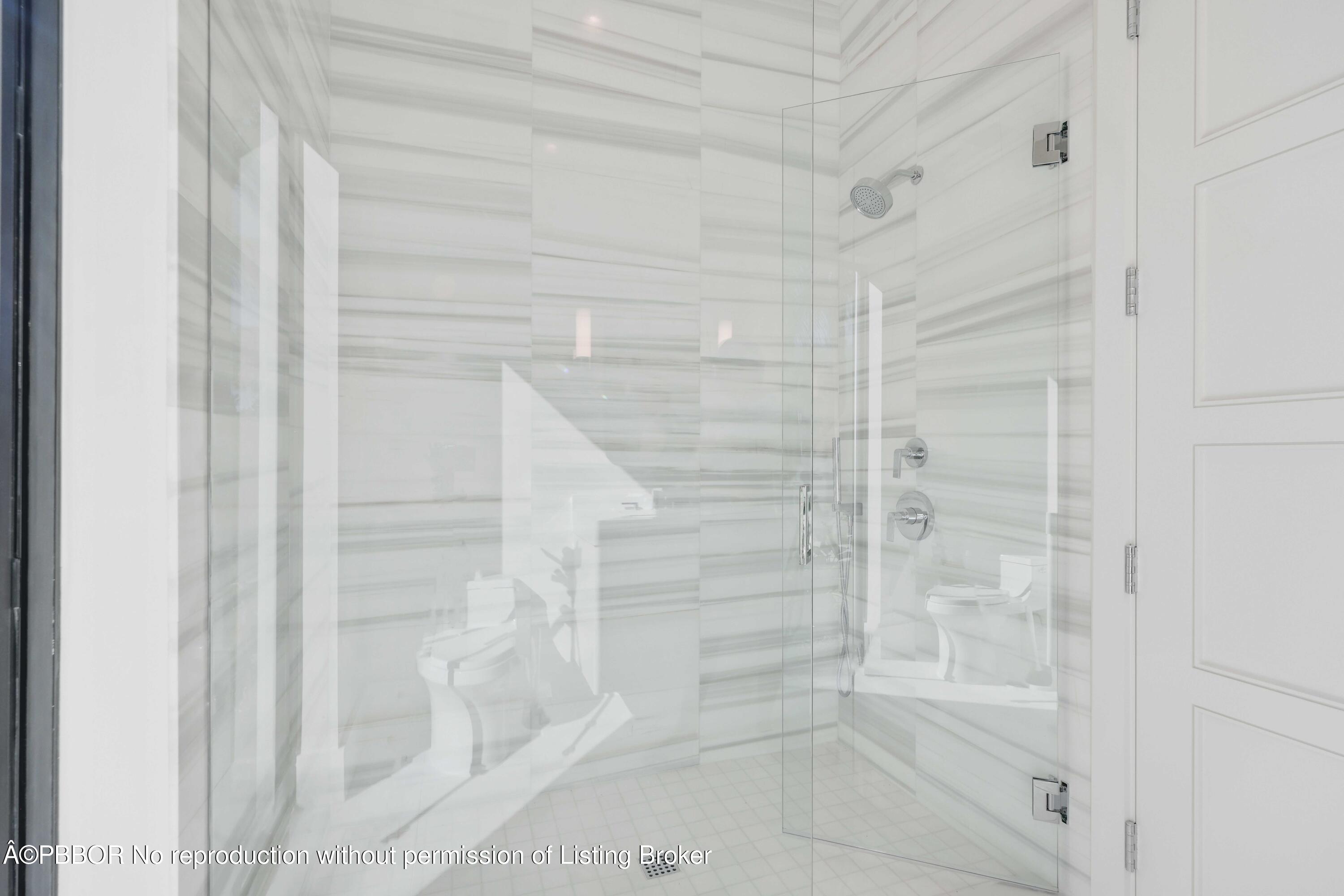 191 Alpine Road West Palm Beach, FL 33405 - Photo 26 of 32 Bathroom #1 Shower