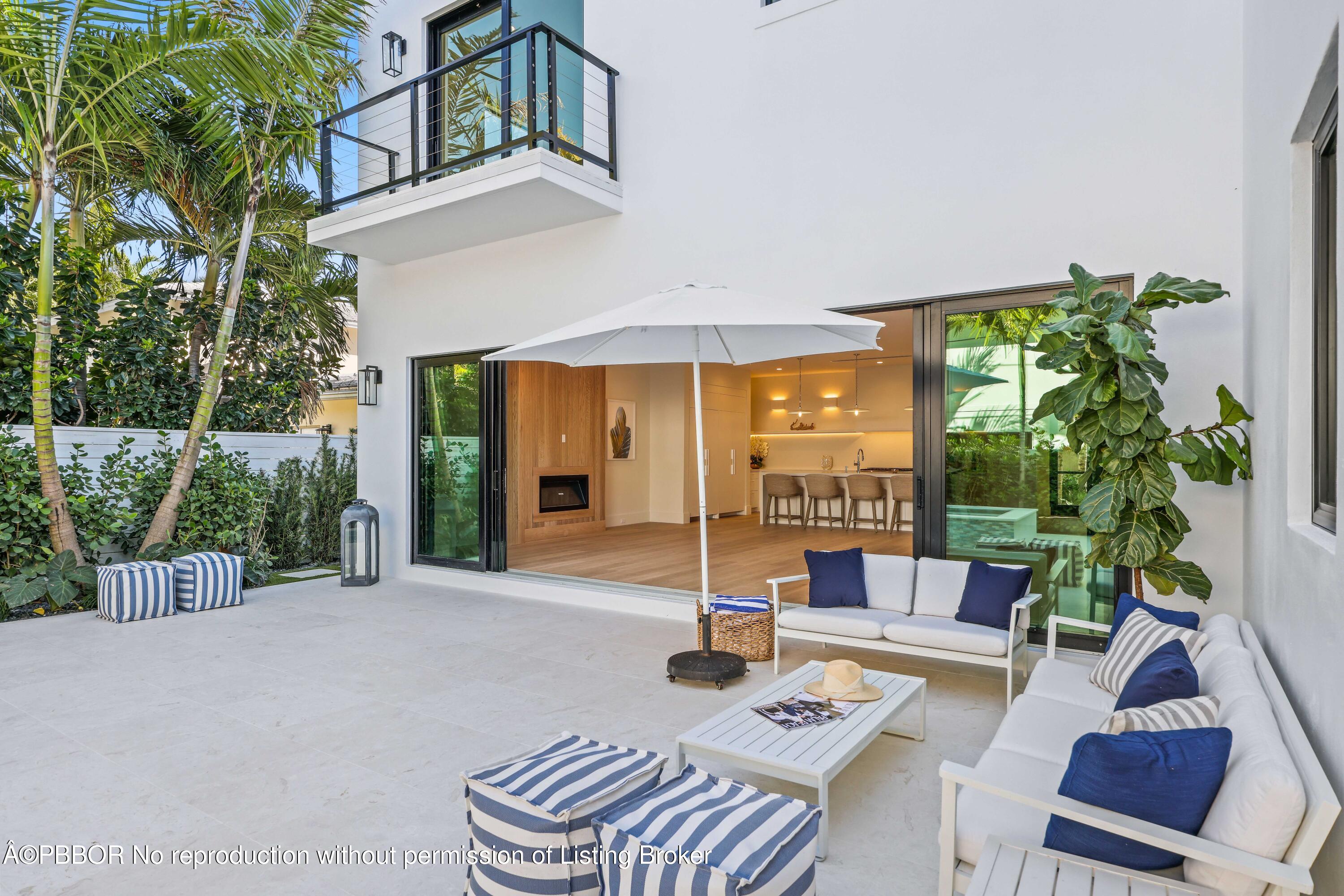 191 Alpine Road West Palm Beach, FL 33405 - Photo 27 of 32 Loggia