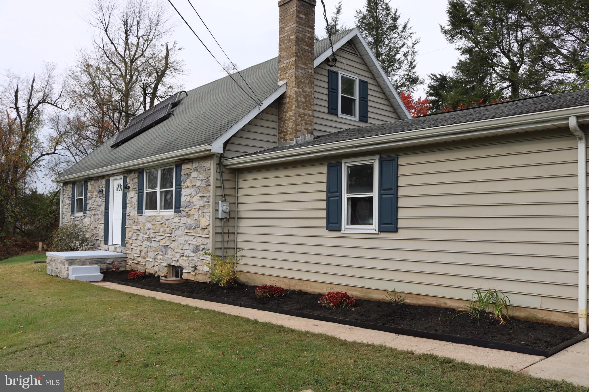 2923 Schoolhouse Road Middletown, PA 17057 - Photo 6 of 28 Gallery Image 6