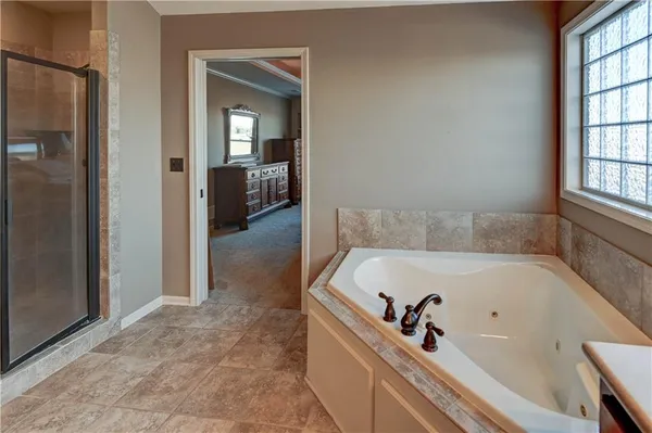 $610,000 | 17800 Northwest 128th Street, Platte City, MO 64079