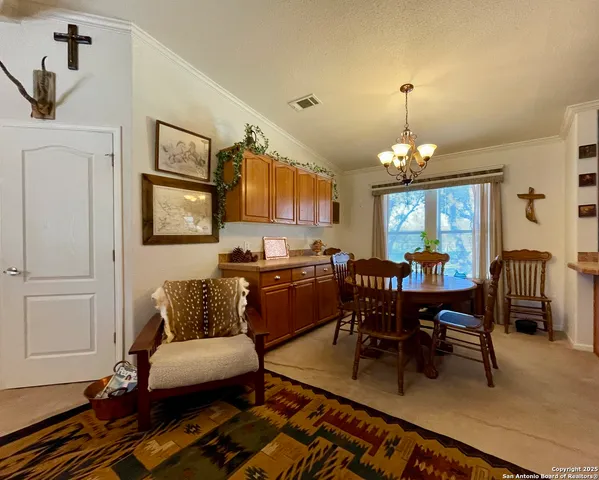 $897,000 | 1559 County Road 414, Uvalde, TX 78801