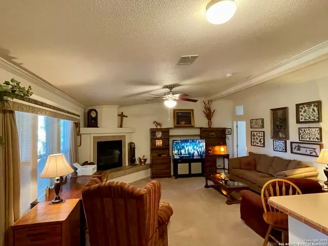 $897,000 | 1559 County Road 414, Uvalde, TX 78801