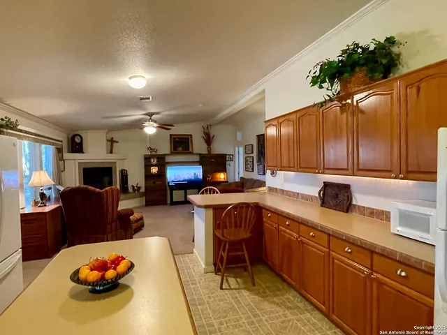 $897,000 | 1559 County Road 414, Uvalde, TX 78801