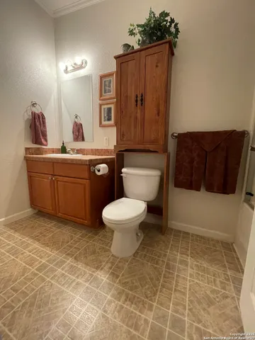 $897,000 | 1559 County Road 414, Uvalde, TX 78801