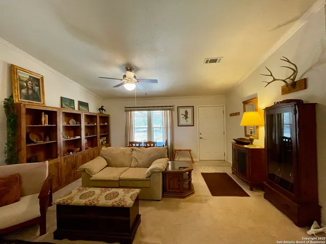 $897,000 | 1559 County Road 414, Uvalde, TX 78801