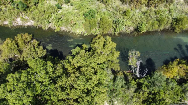 $789,000 | 1559 County Road 414, Uvalde, TX 78801