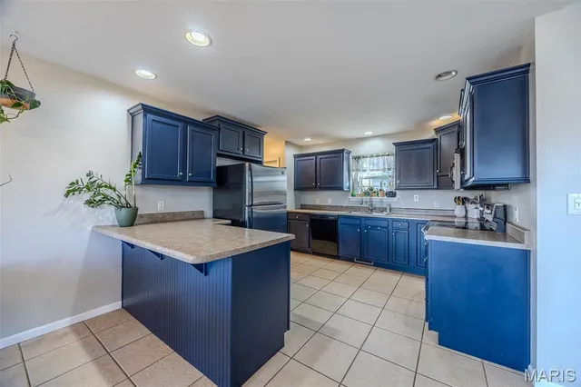 $275,000 | 115 Lakeview Court, St. Robert, MO 65584