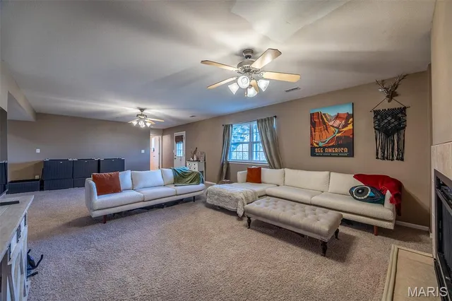 $275,000 | 115 Lakeview Court, St. Robert, MO 65584