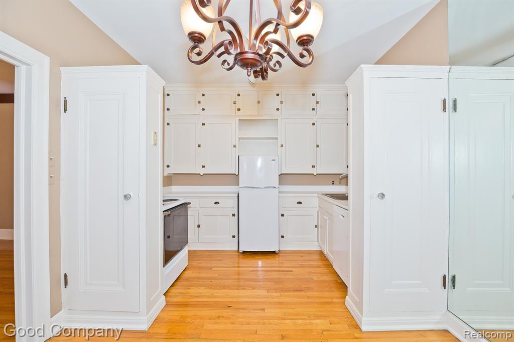 327 Southfield Road, Unit 3BS Birmingham, MI 48009 - Photo 22 of 51