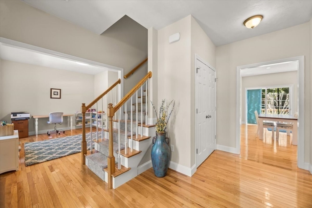 16 Summit Circle Wrentham, MA 02093 - Photo 6 of 42