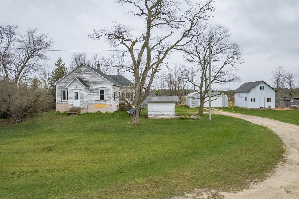 6776 Djuplin Road Sturgeon Bay, WI 54235 - Photo 15 of 26 Gallery Image 15