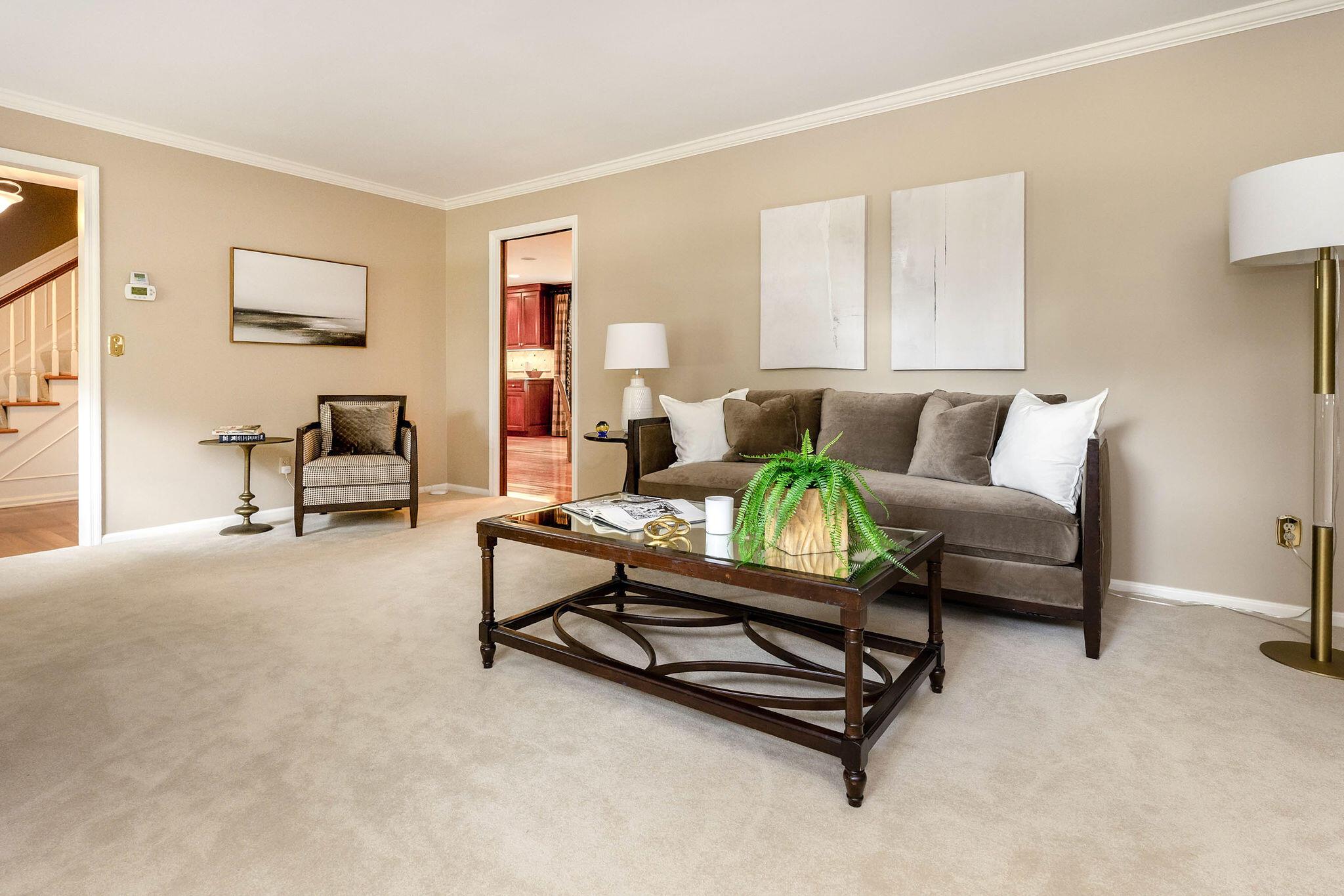2405SandoverRd-24
