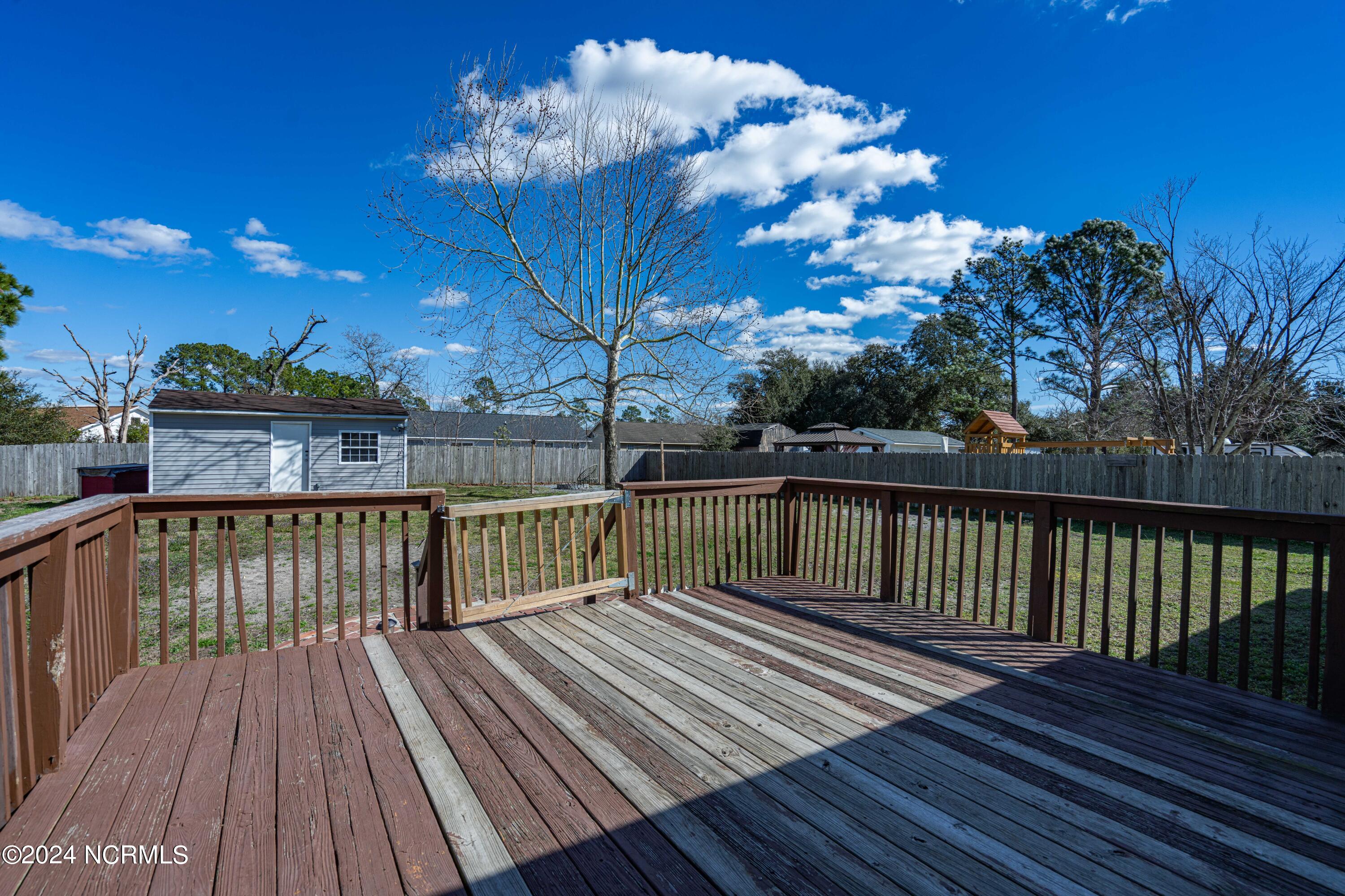 485 Sand Ridge Road Hubert, NC 28539 - Photo 25 of 33 485 Sandridge (24 of 41)