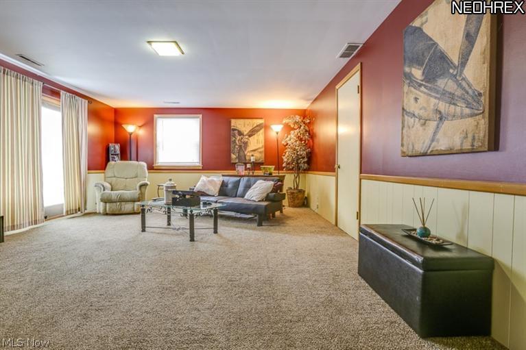 885 Joyce Road Cleveland, OH 44143 - Photo 11 of 25