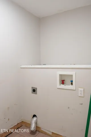 $499,000 | 673 Charles Golden Road, Sparta, TN 38583