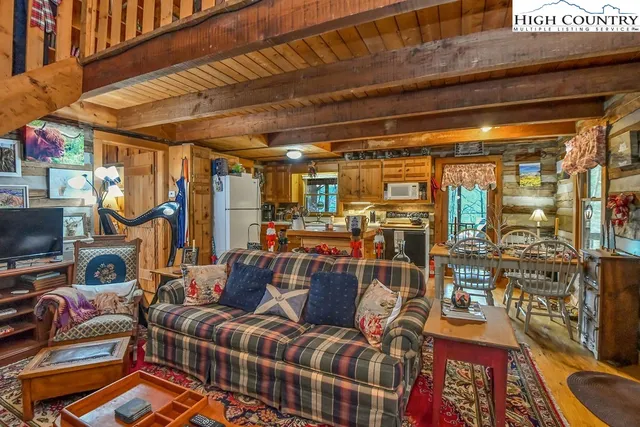 $349,900 | 682 Stonebridge Lane, Todd, NC 28684