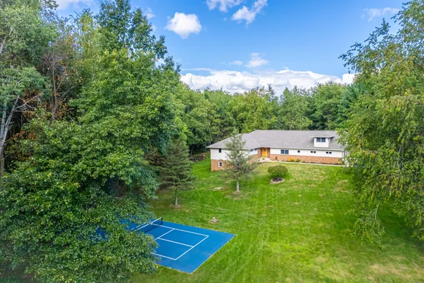 $847,000 | 6211 Kies Street Northeast, Rockford, MI 49341