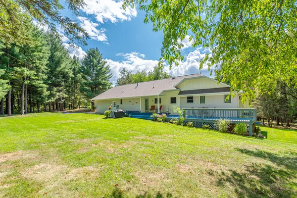 $837,000 | 6211 Kies Street Northeast, Rockford, MI 49341