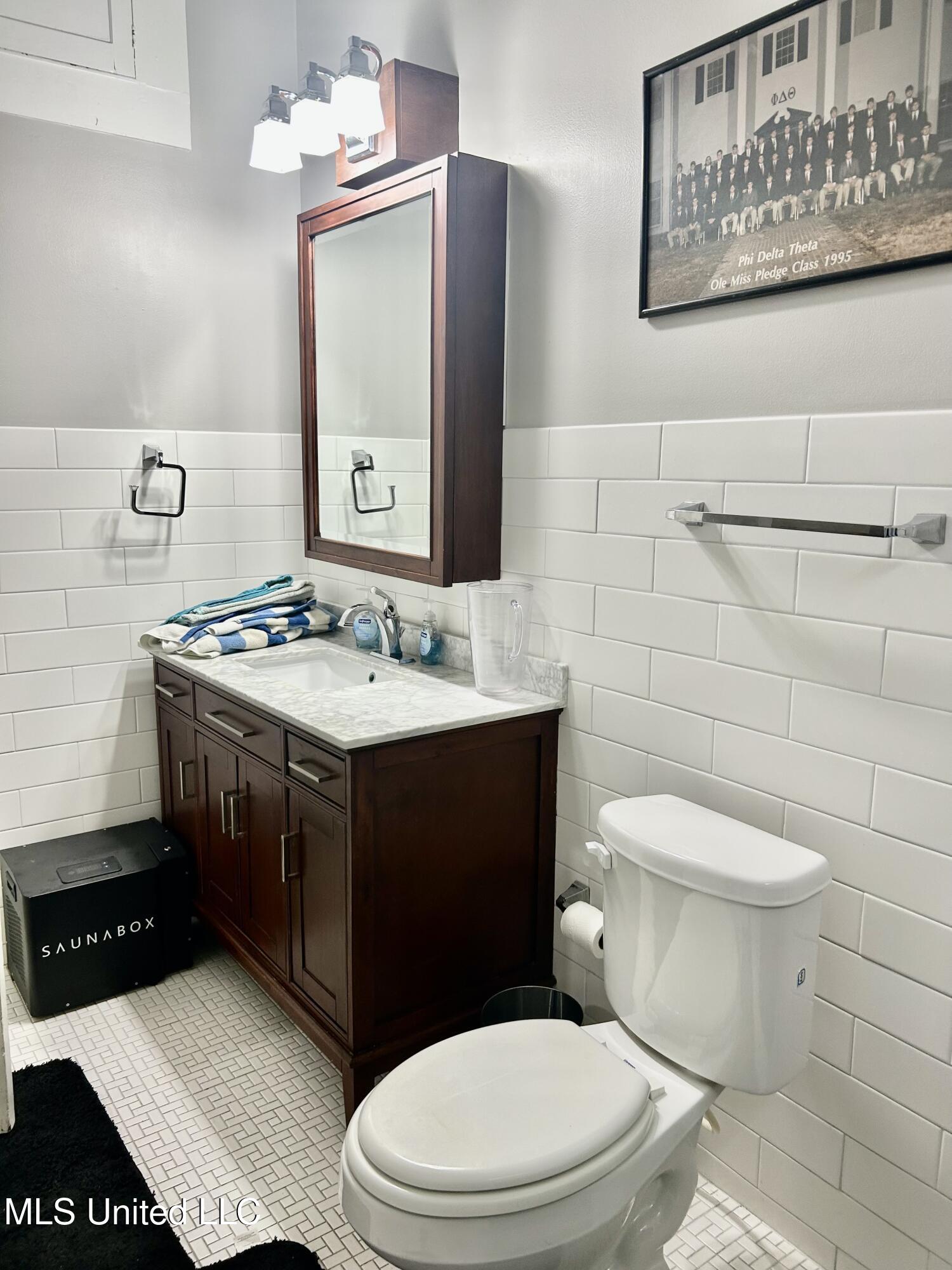 310 Kenneth Street Greenwood, MS 38930 - Photo 11 of 19 IMG_2057