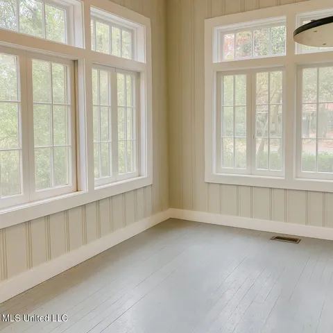 $165,000 | 310 Kenneth Street, Greenwood, MS 38930