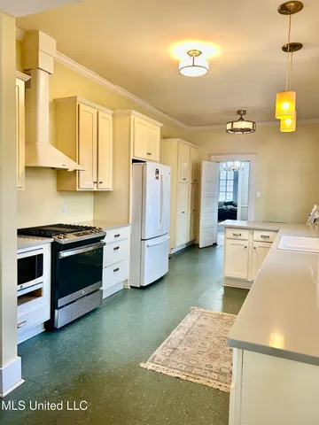 $165,000 | 310 Kenneth Street, Greenwood, MS 38930