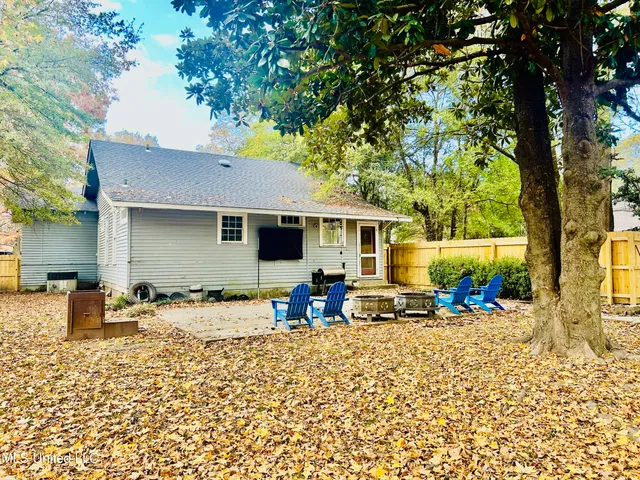 $165,000 | 310 Kenneth Street, Greenwood, MS 38930