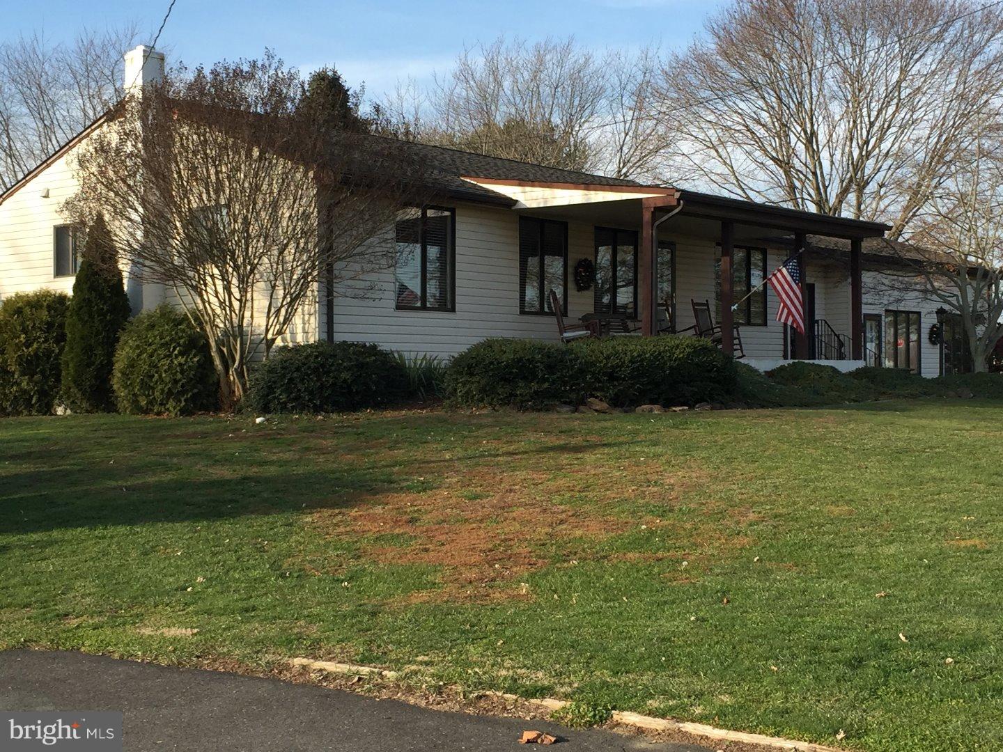 223 Warner Road Columbus, NJ 08022 - Photo 1 of 23