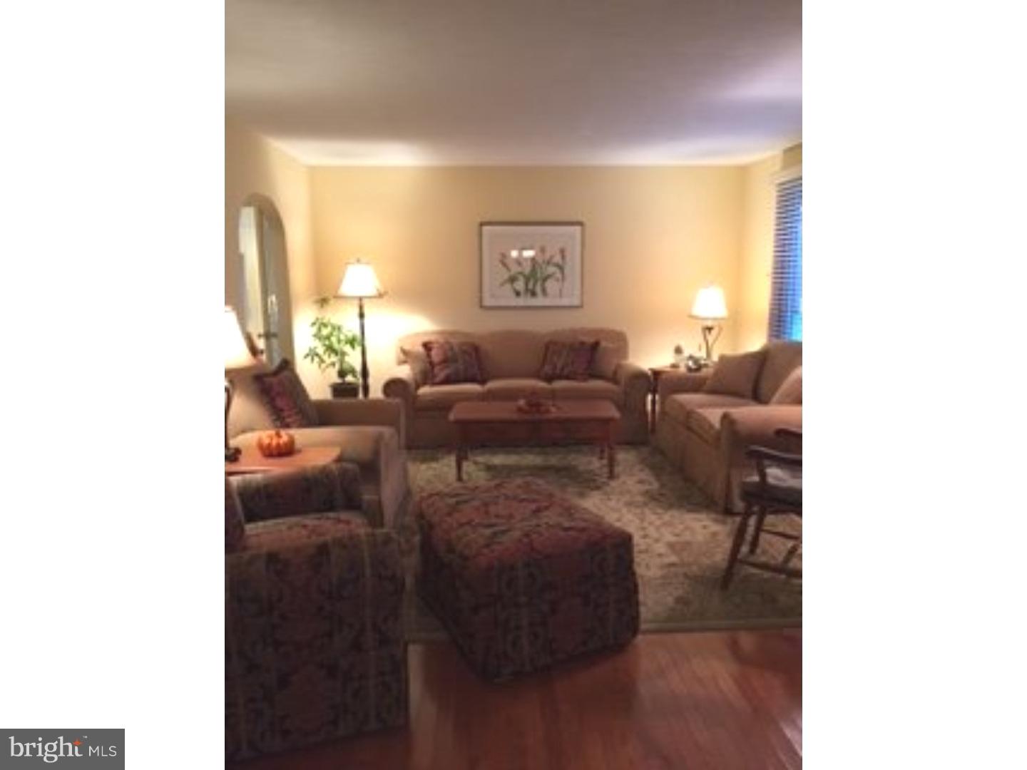 223 Warner Road Columbus, NJ 08022 - Photo 8 of 23 Great Room