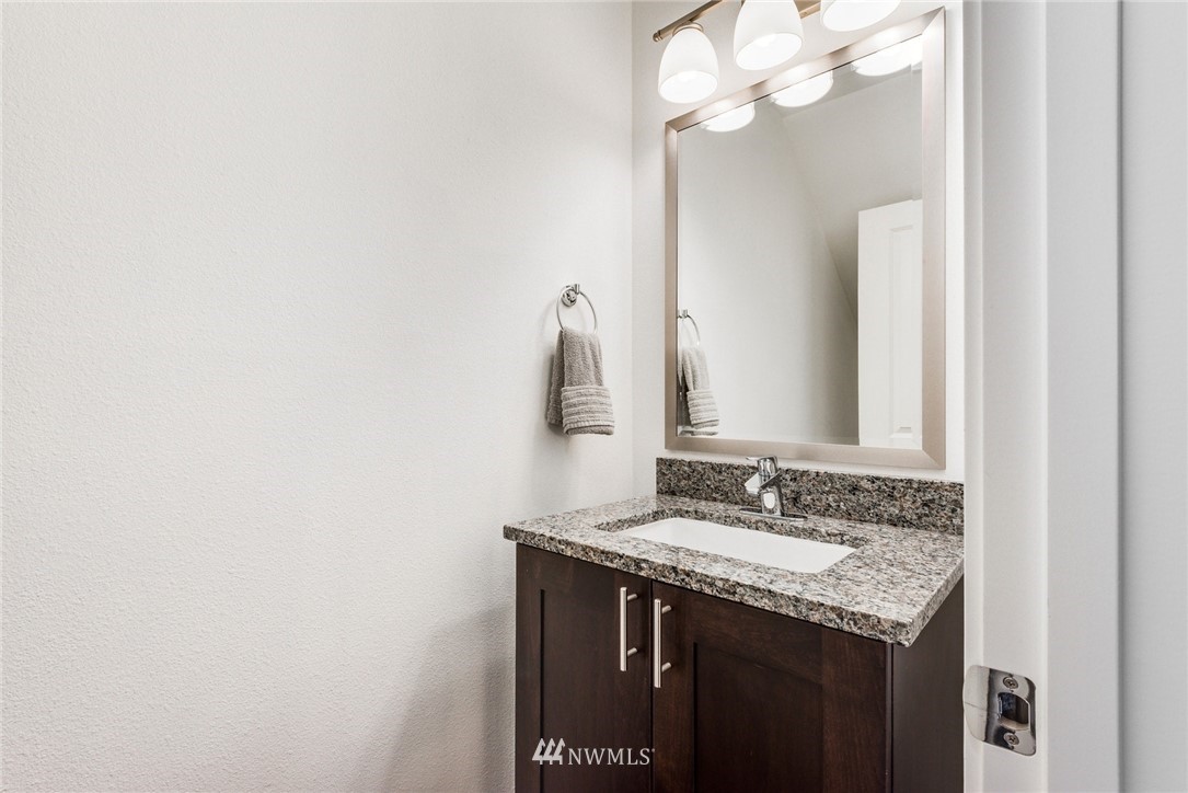 4221 Renton Avenue South Seattle, WA 98108 - Photo 11 of 25 Gallery Image 11