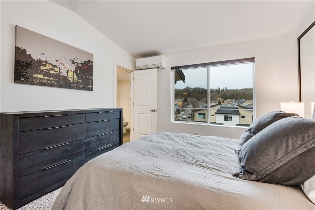 4221 Renton Avenue South Seattle, WA 98108 - Photo 13 of 25 Gallery Image 13