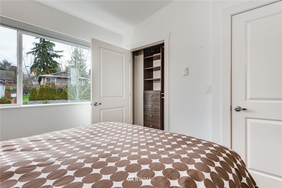 4221 Renton Avenue South Seattle, WA 98108 - Photo 17 of 25 Gallery Image 17