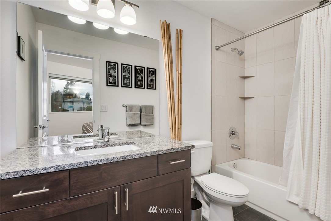 4221 Renton Avenue South Seattle, WA 98108 - Photo 20 of 25 Gallery Image 20