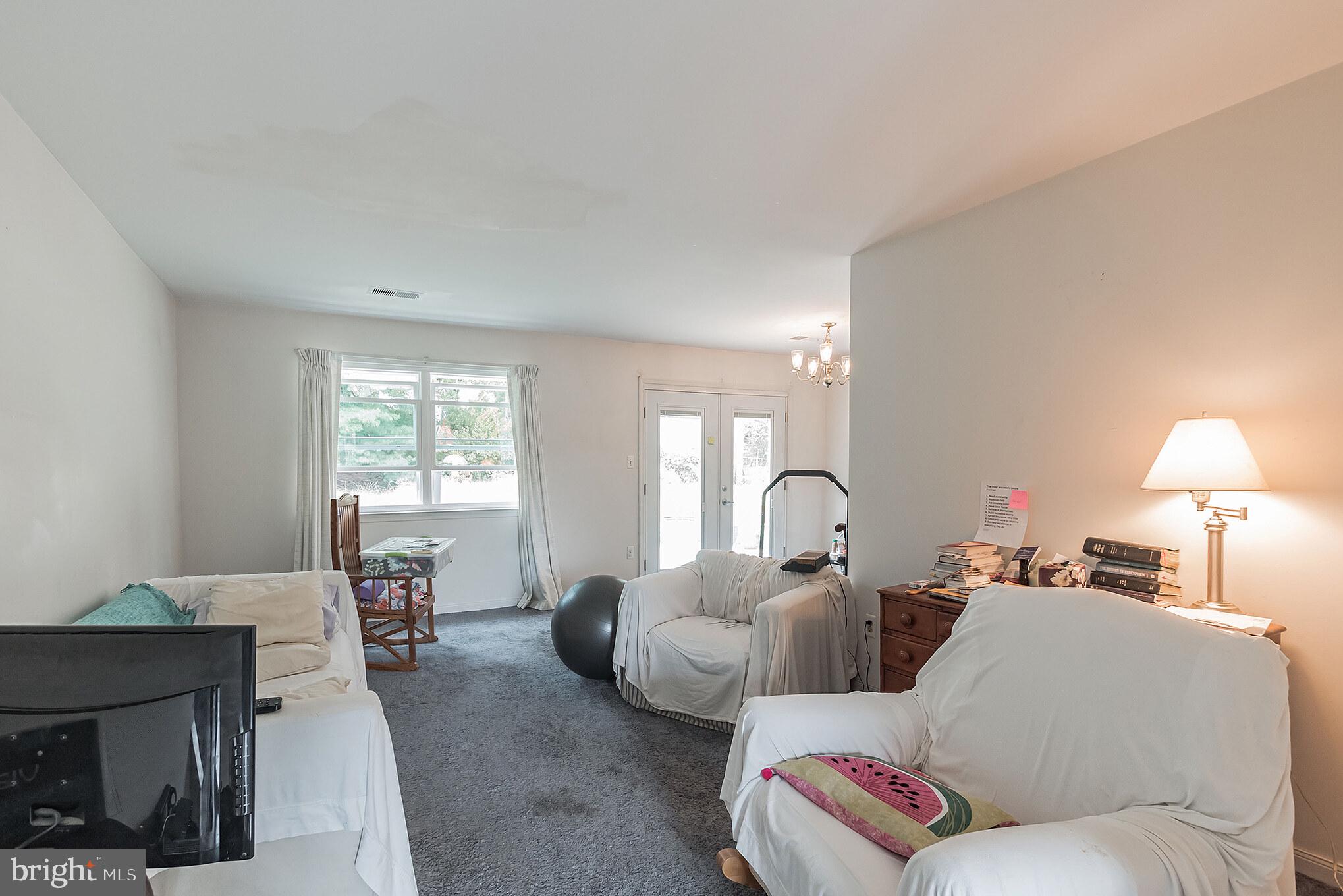 6404 Darwin Road Laurel, MD 20707 - Photo 8 of 30