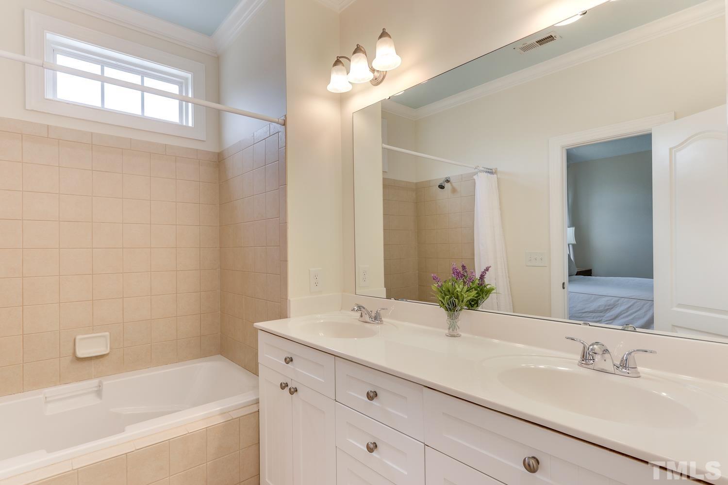 1142 Haynes Street Raleigh, NC 27604 - Photo 17 of 30 Gallery Image 17