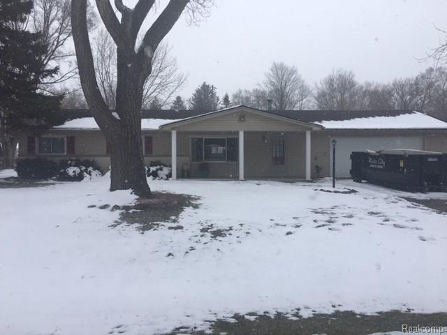 4340 Budd Road Waterford, MI 48329 - Photo 1 of 18 budd22.JPG