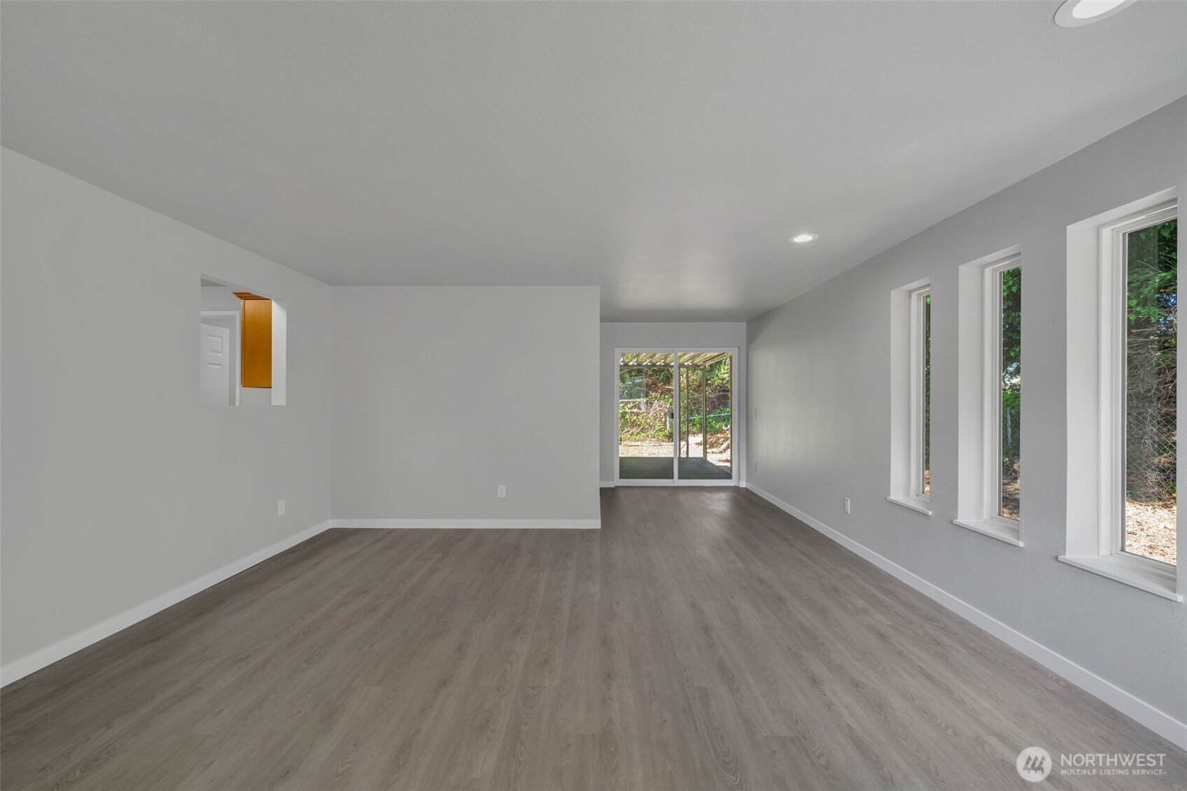 12833 9th Avenue Southwest Burien, WA 98146 - Photo 20 of 39