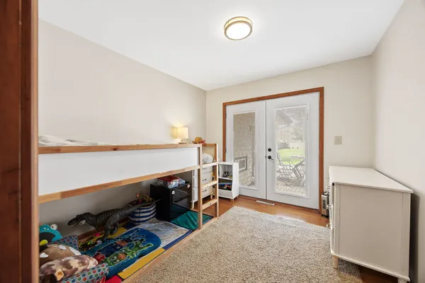 $425,000 | 5960 Pershing Avenue, Downers Grove, IL 60516