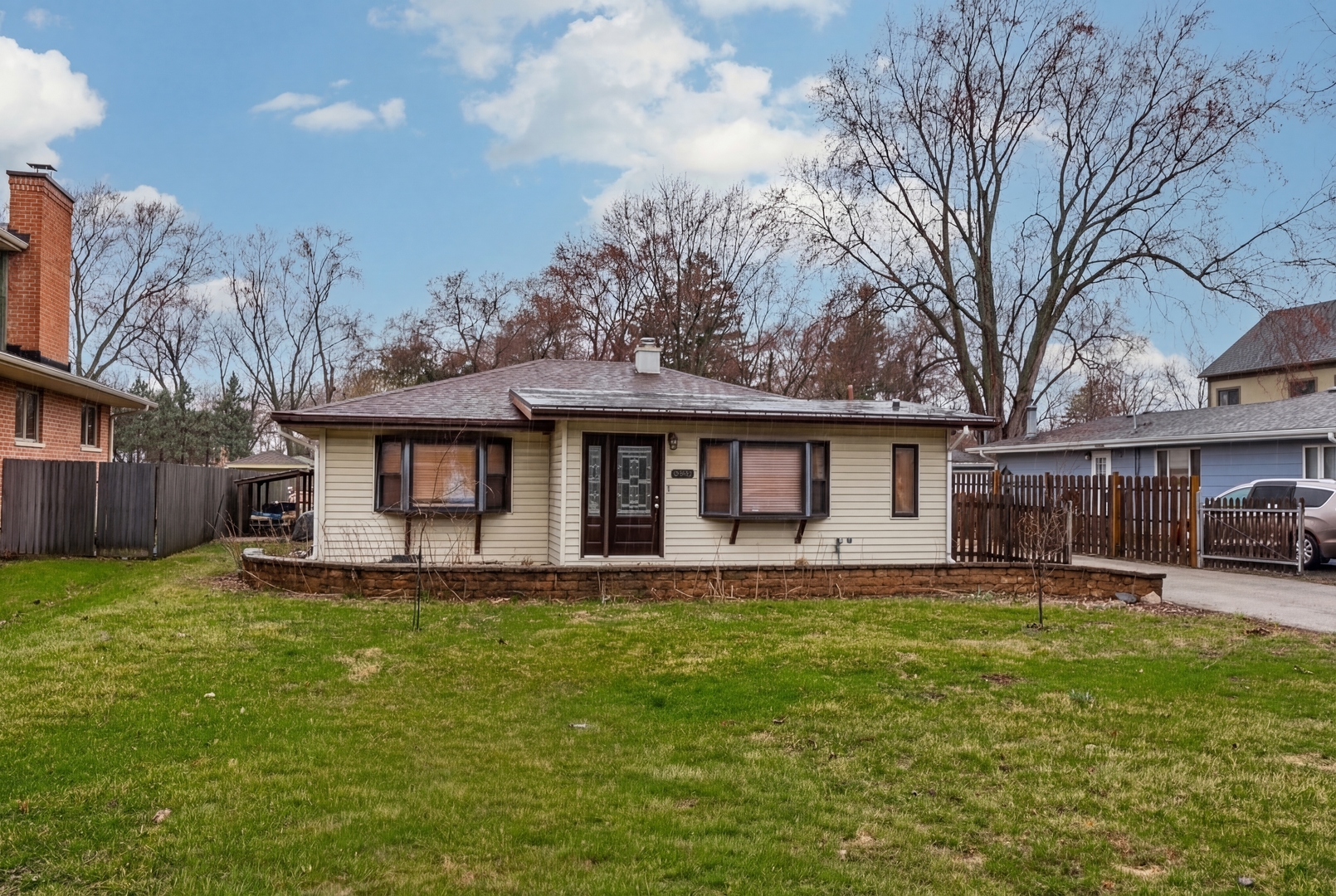 5960 Pershing Avenue Downers Grove, IL 60516 - Photo 2 of 2